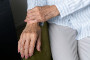 Artrita reumatoida: Simptome, cauze, tratament si preventie